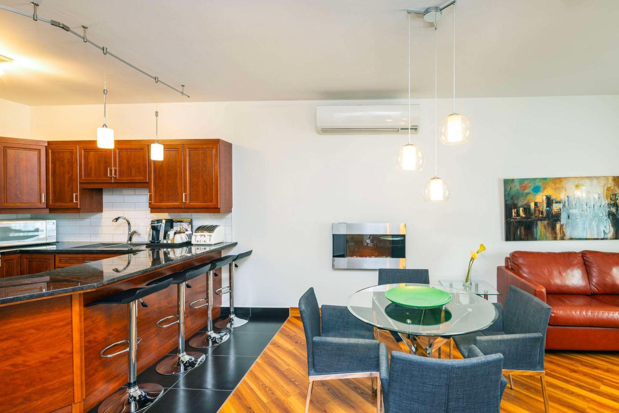 Les Suites De Laviolette Ascend Hotel Collection Trois-Rivières Εξωτερικό φωτογραφία