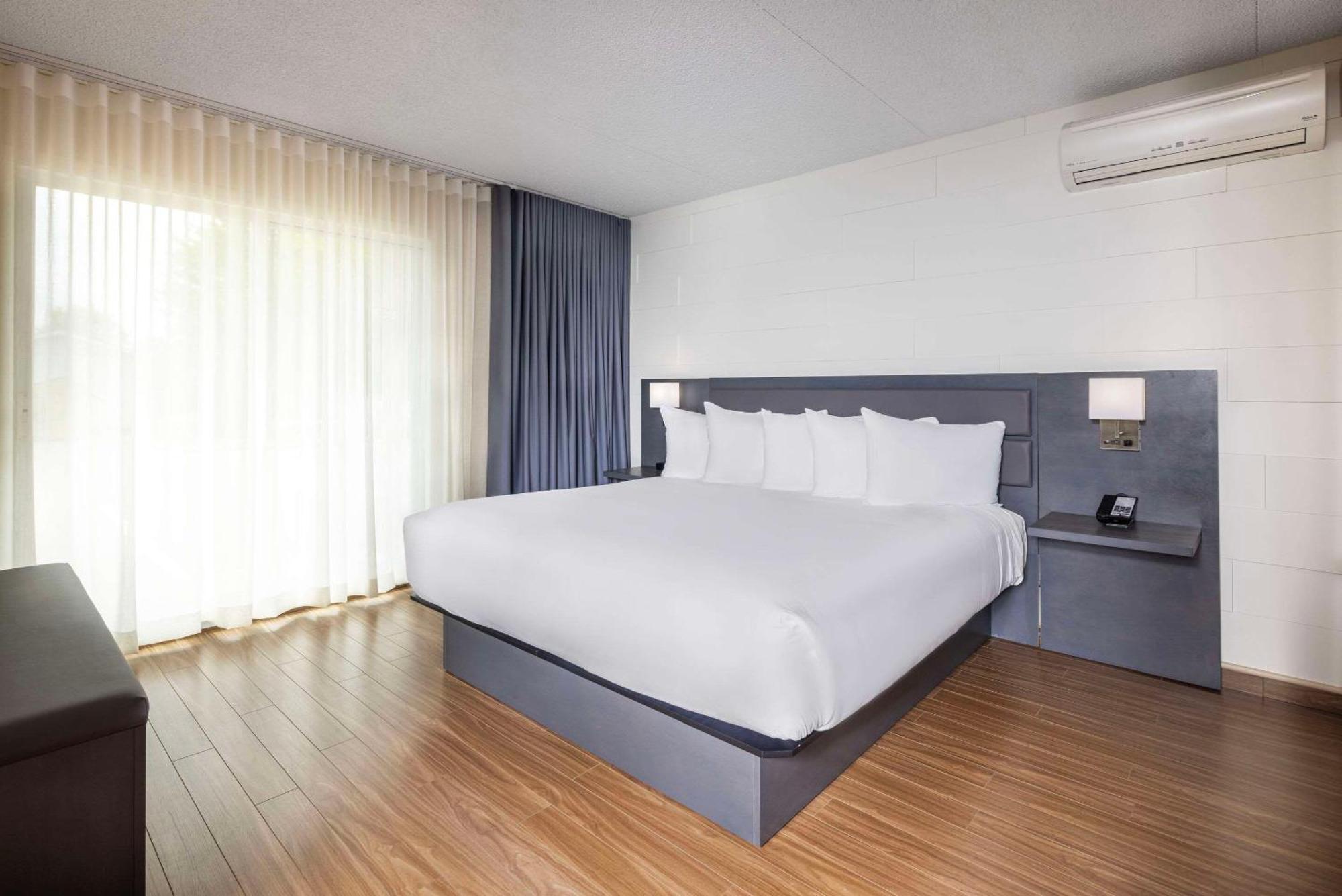 Les Suites De Laviolette Ascend Hotel Collection Trois-Rivières Εξωτερικό φωτογραφία