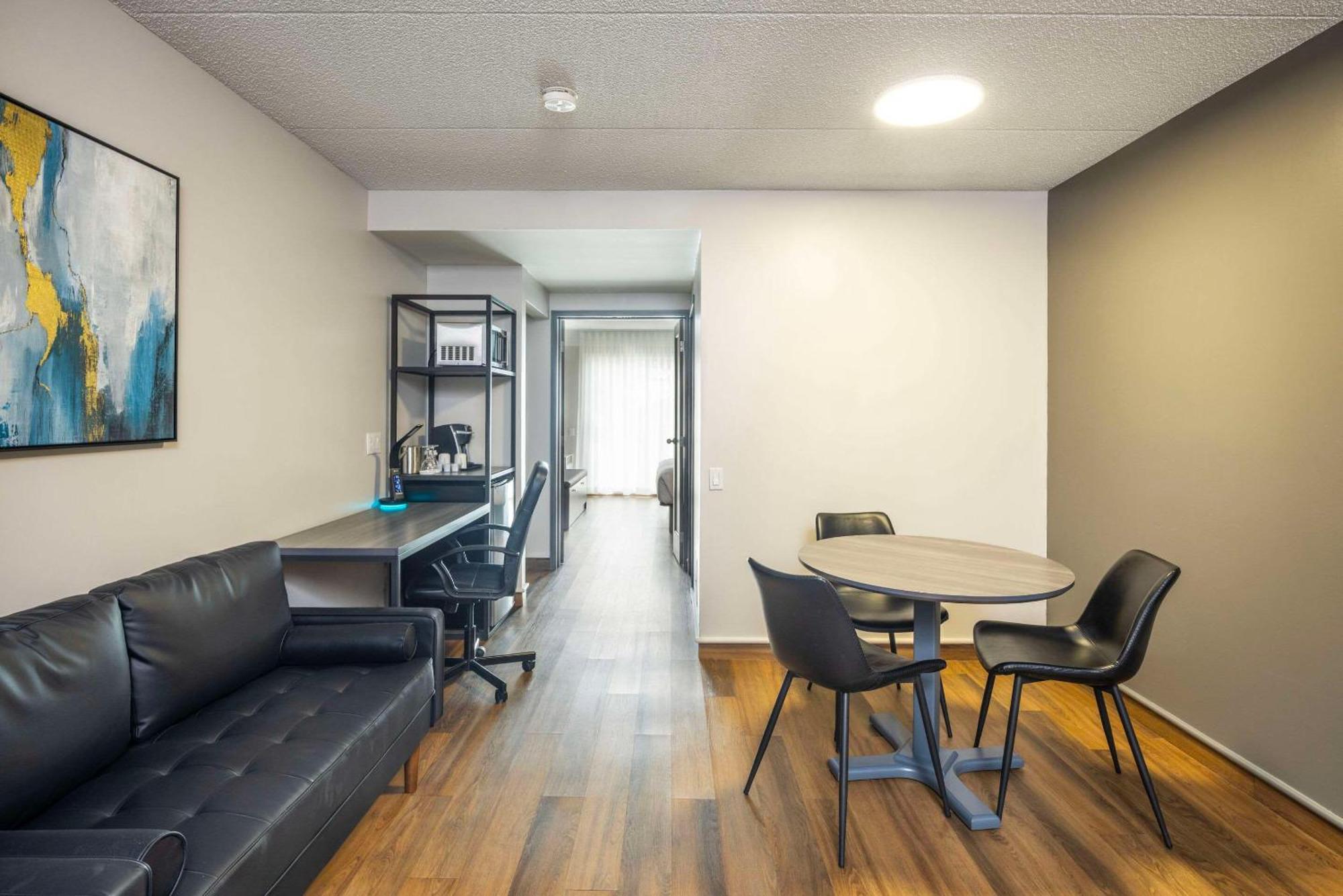 Les Suites De Laviolette Ascend Hotel Collection Trois-Rivières Εξωτερικό φωτογραφία