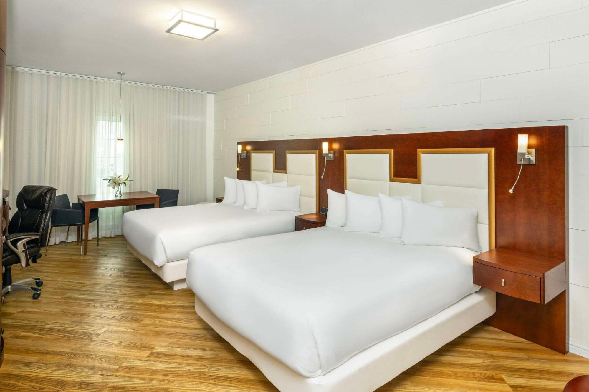 Les Suites De Laviolette Ascend Hotel Collection Trois-Rivières Εξωτερικό φωτογραφία