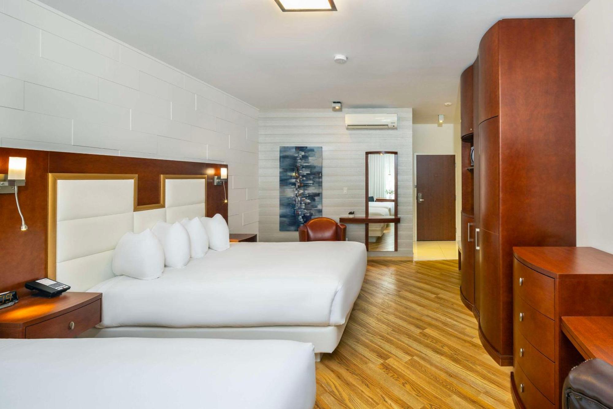 Les Suites De Laviolette Ascend Hotel Collection Trois-Rivières Εξωτερικό φωτογραφία